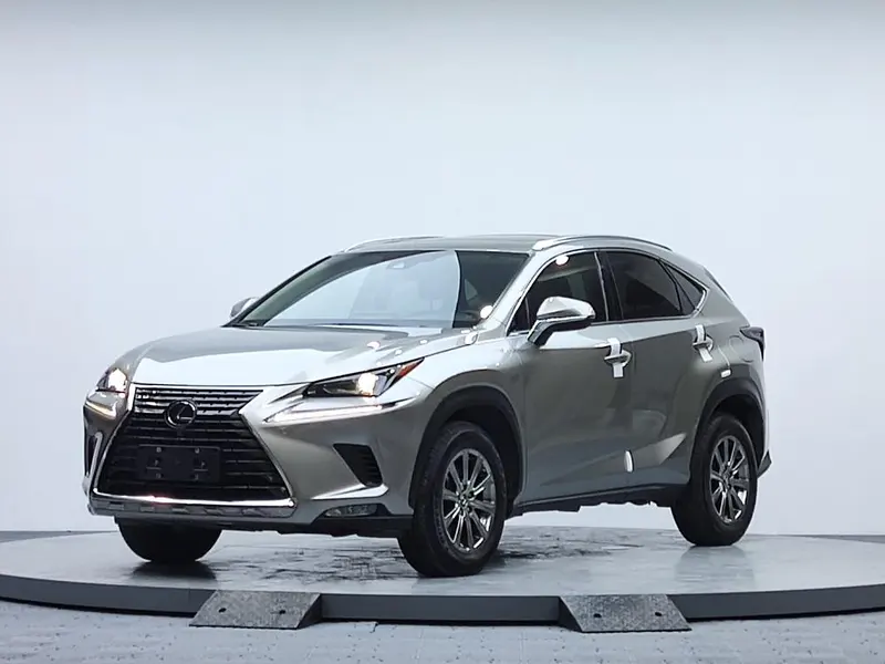 Lexus NX, 2020