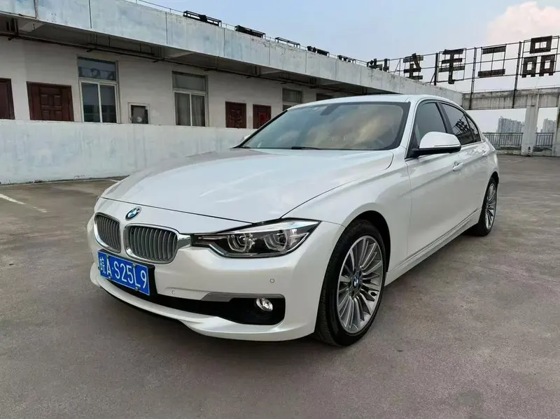 BMW 3-Series, 2019
