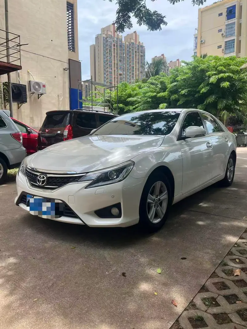 Toyota Reiz, 2013