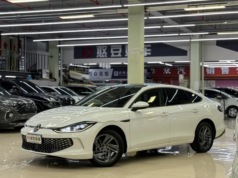 Volkswagen Lamando, 2023