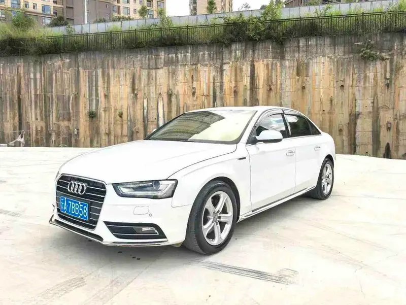 Audi A4L, 2015