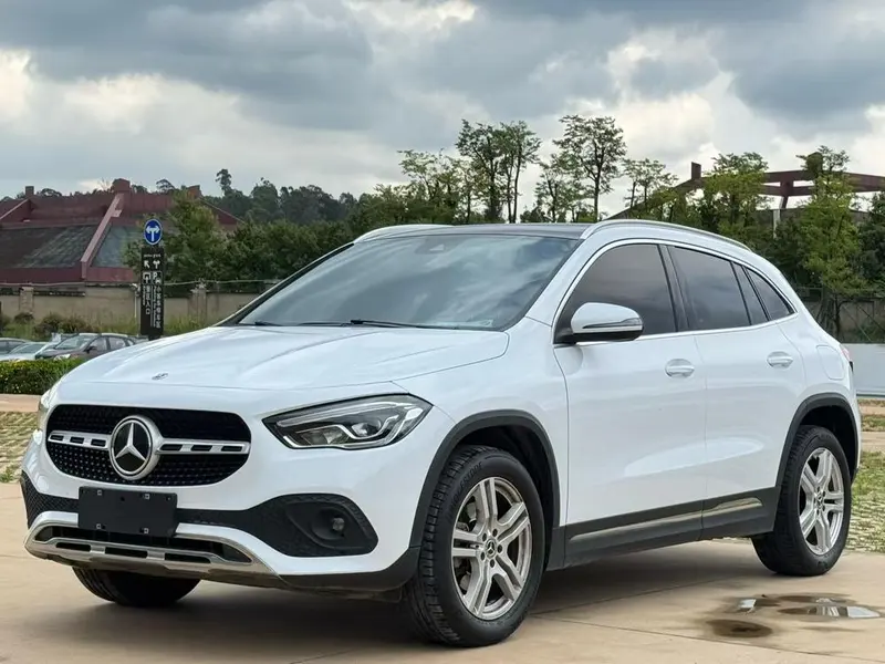 Mercedes-Benz GLA, 2022