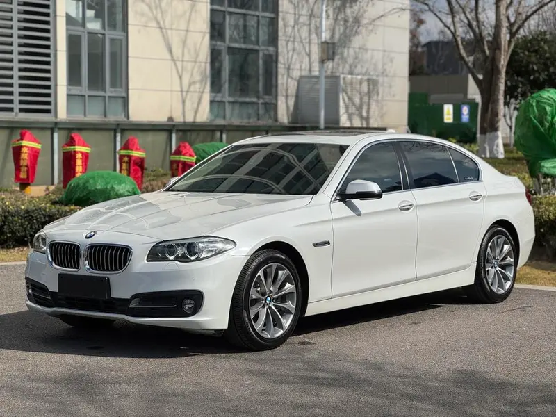 BMW 5-Series, 2017