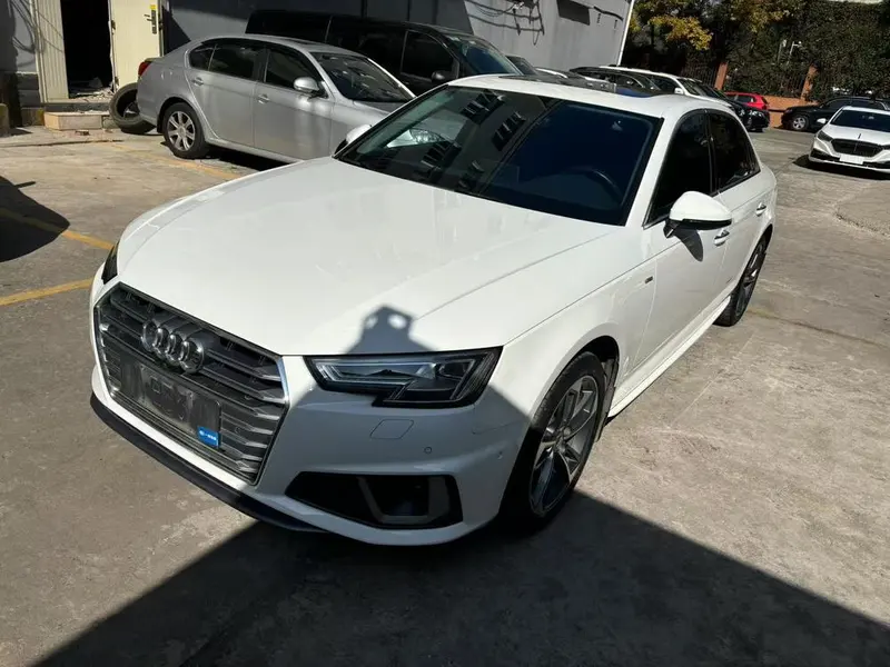 Audi A4L, 2019
