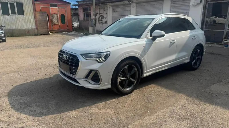 Audi Q3, 2022