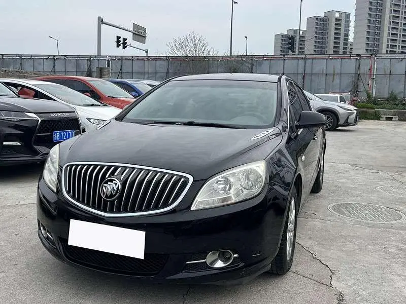 Buick Excelle, 2013