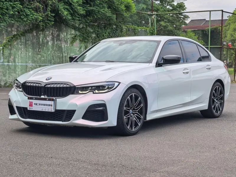 BMW 3-Series, 2020