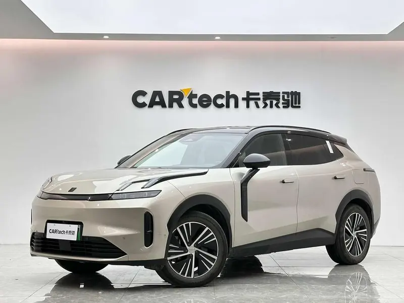 Lynk & Co 08 EM-P, 2023