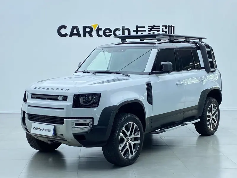 Land Rover Defender, 2023