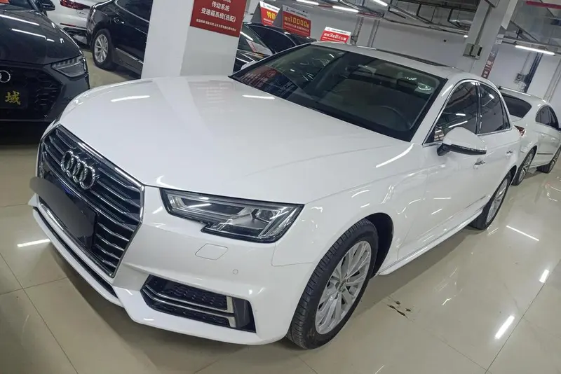 Audi A4L, 2019