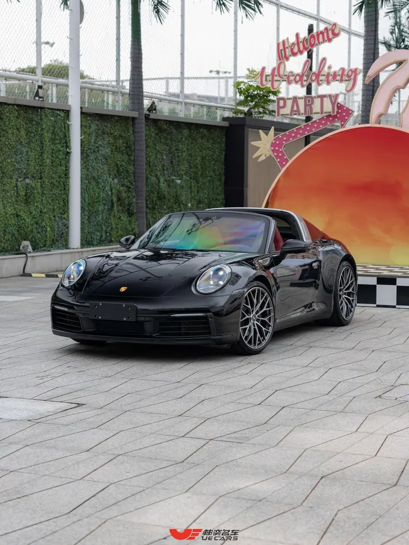 Porsche 911, 2022