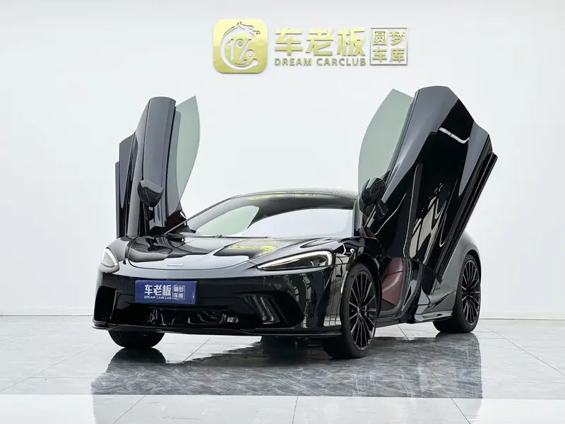 McLaren GT, 2022