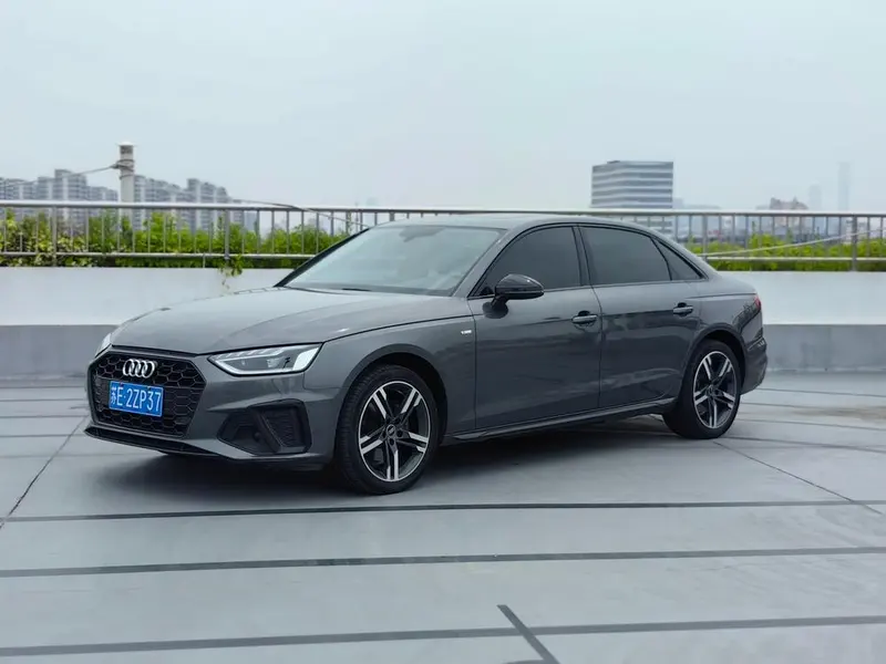 Audi A4L, 2022