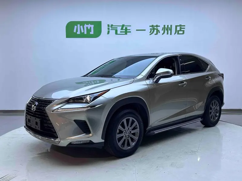 Lexus NX, 2020