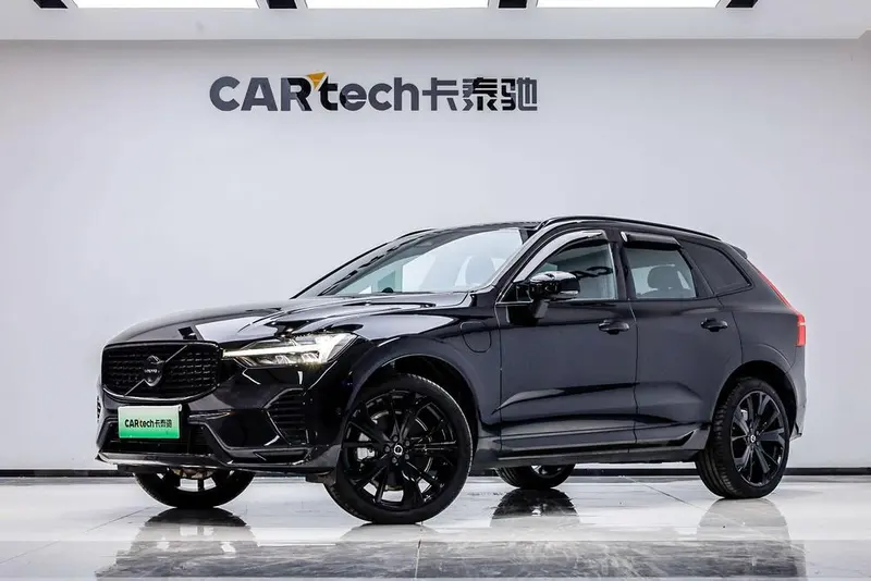 Volvo XC60 PHEV, 2024