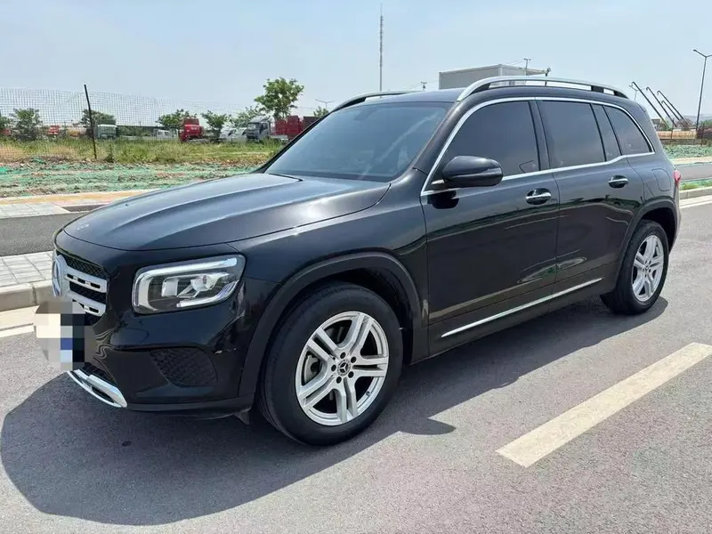 Mercedes-Benz GLB, 2023