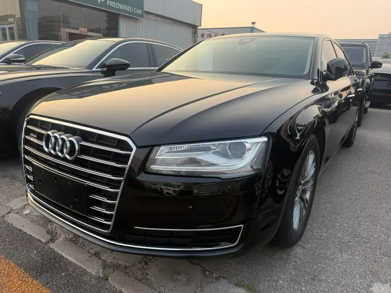 Audi A8, 2014