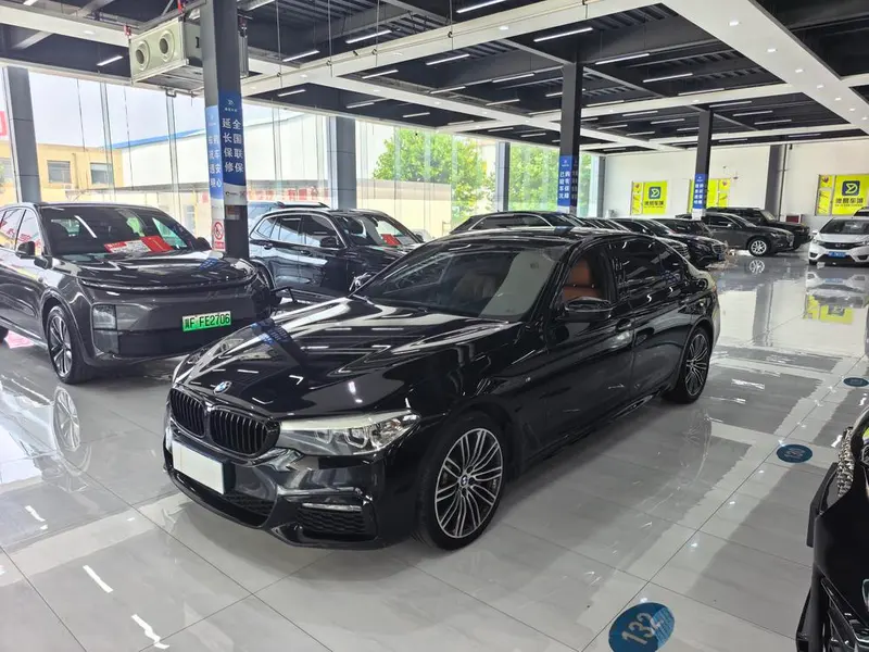 BMW 5-Series, 2018