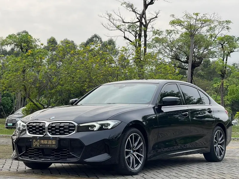 BMW 3-Series, 2025