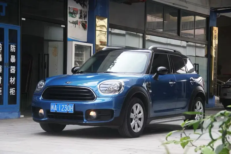 MINI COUNTRYMAN, 2017