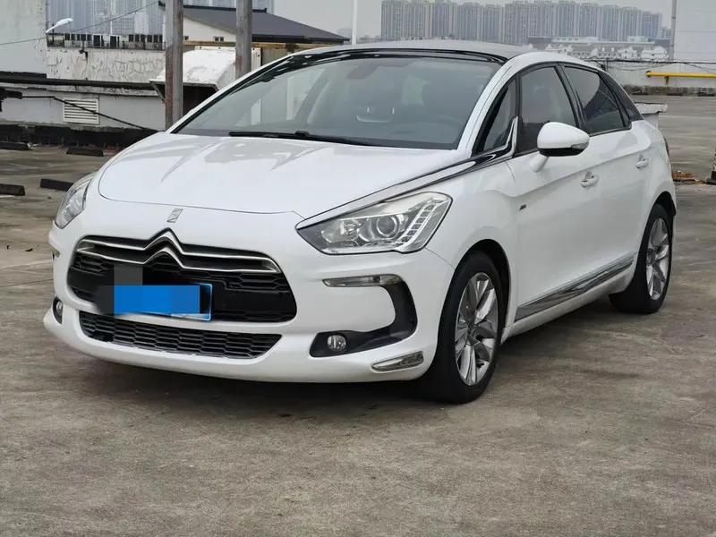 DS 5, 2014