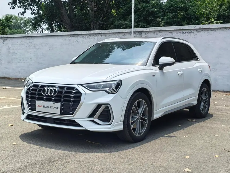 Audi Q3, 2021
