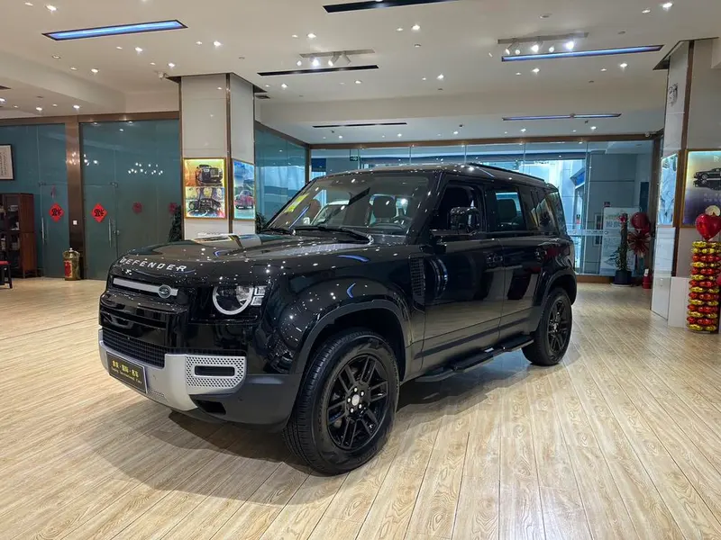 Land Rover Defender, 2025