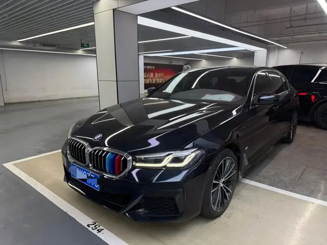 BMW 5-Series, 2021