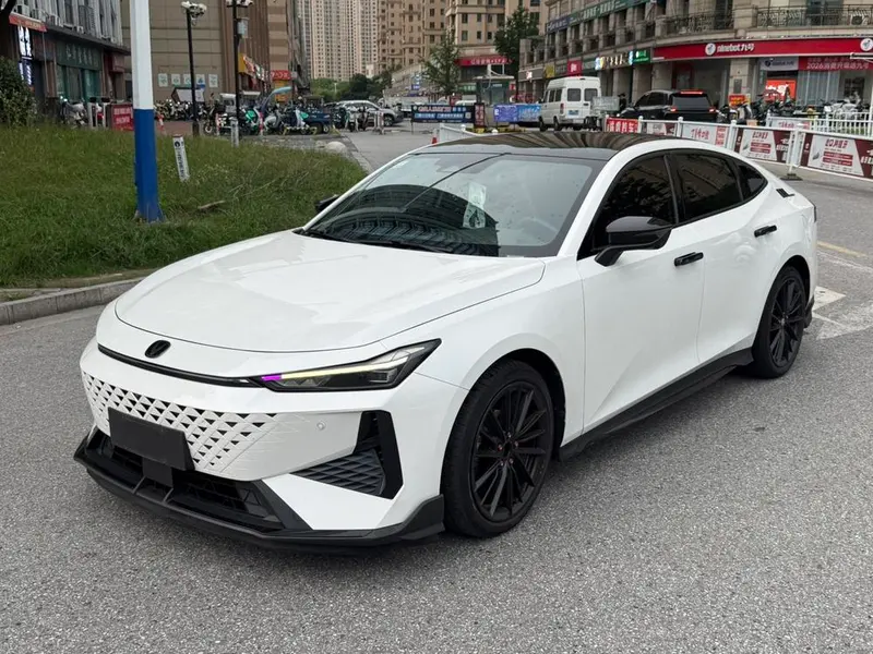 Changan UNI-V, 2024