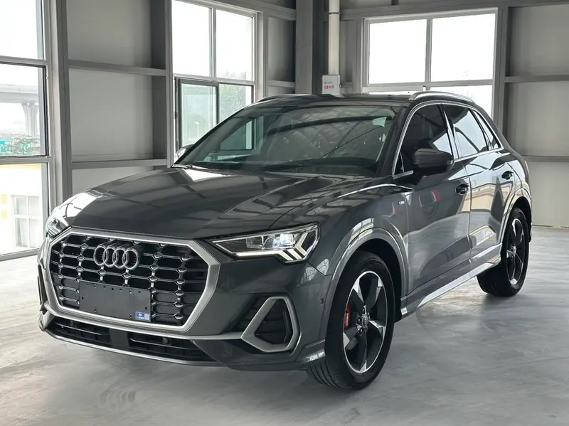 Audi Q3, 2022