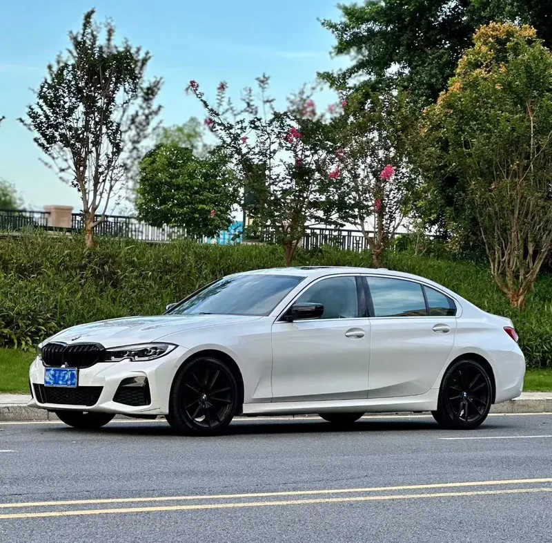 BMW 3-Series, 2020