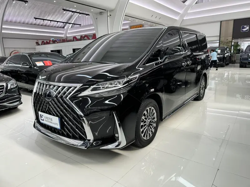 Lexus LM, 2020