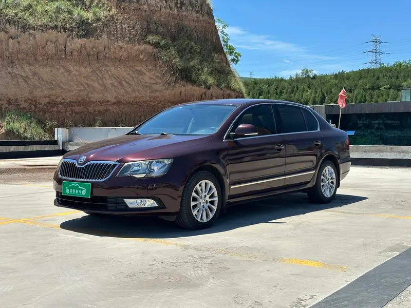 Skoda Superb, 2013