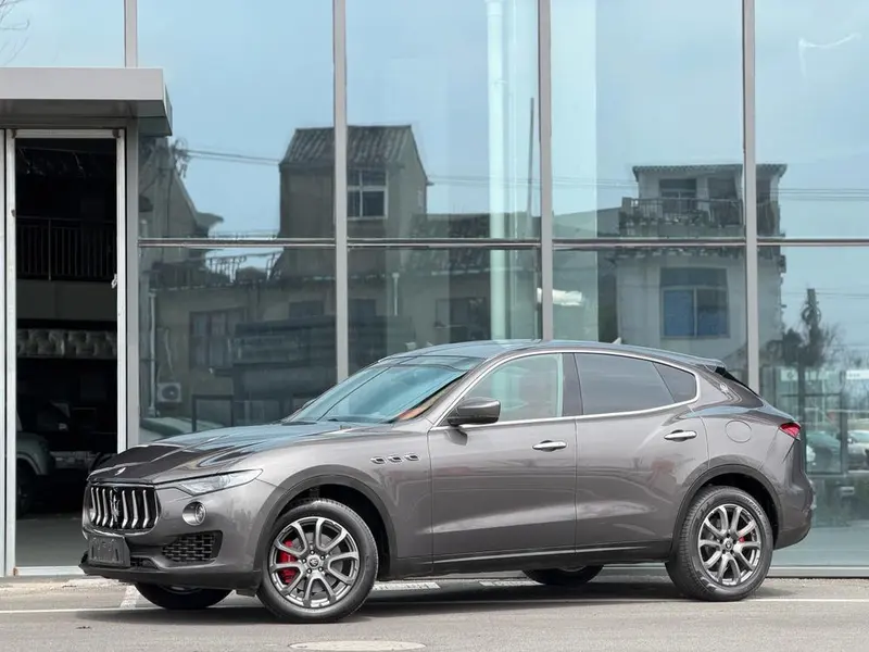 Maserati Levante, 2021