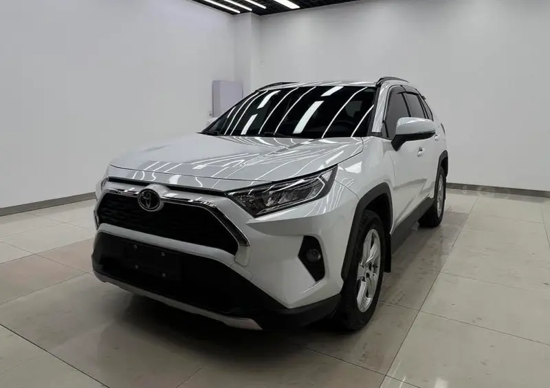 Toyota RAV4, 2021