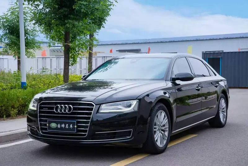 Audi A8, 2014
