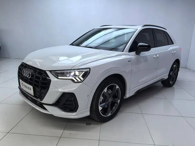 Audi Q3, 2022