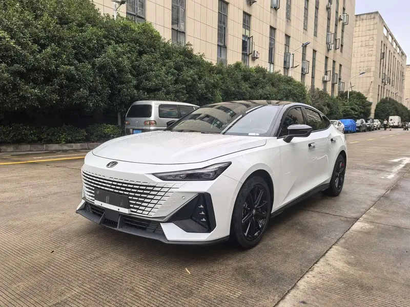 Changan UNI-V, 2022