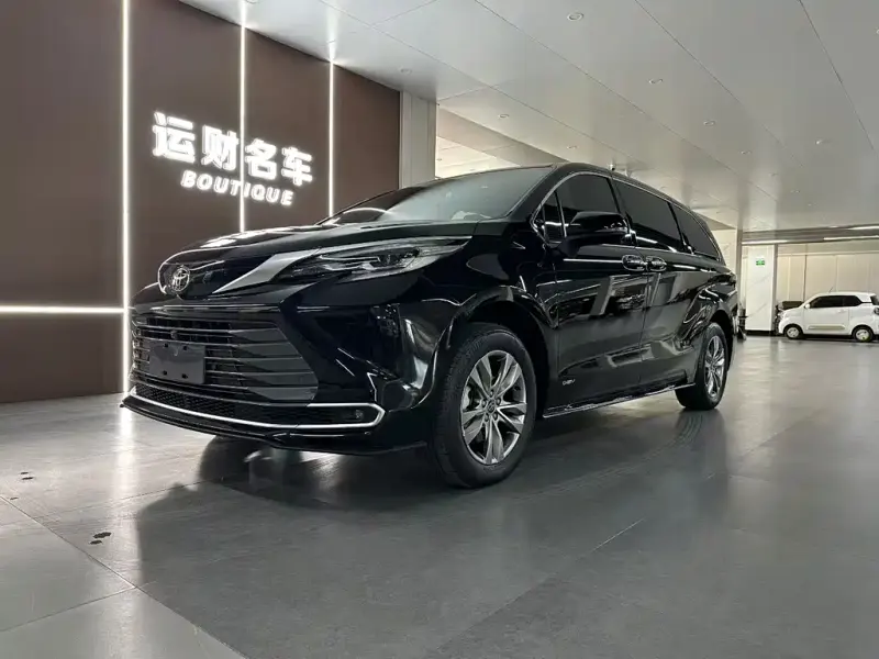 Toyota Sienna, 2025