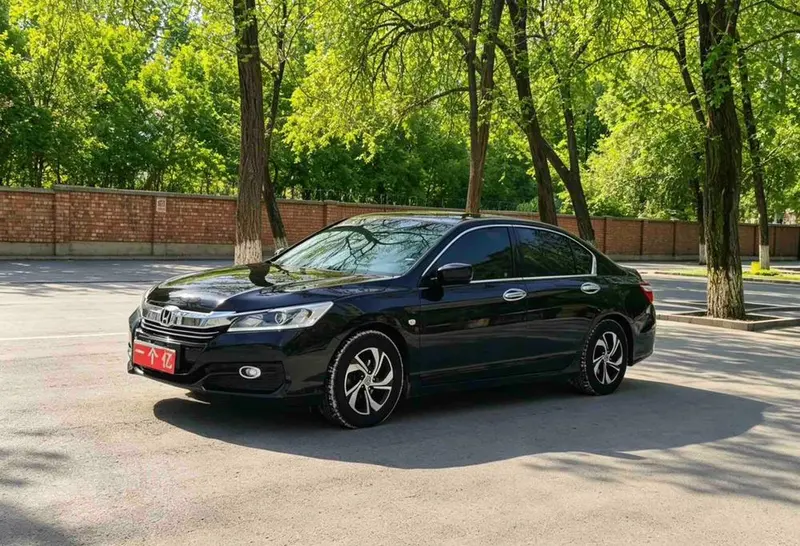 Honda Accord, 2016