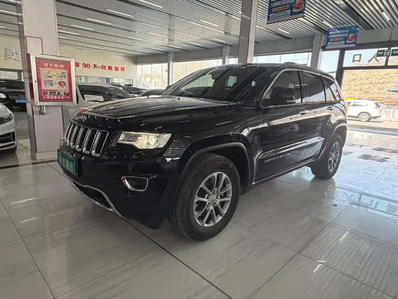 Jeep Grand Cherokee (Import), 2016