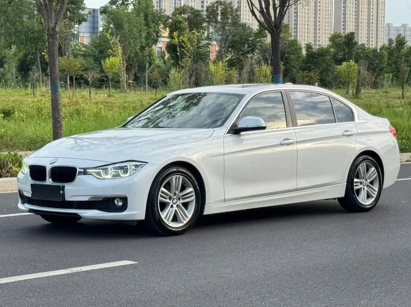 BMW 3-Series, 2017