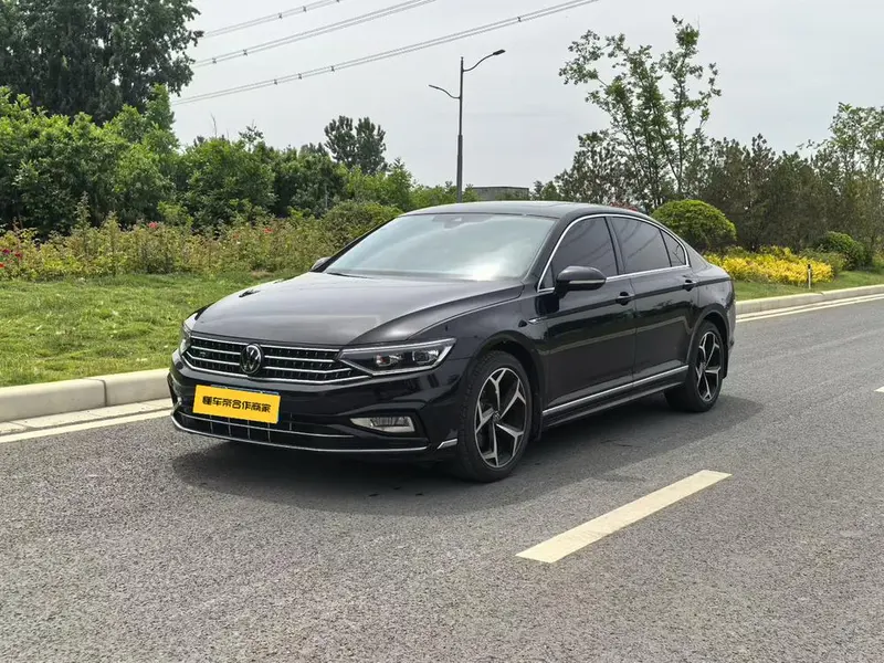 Volkswagen Magotan, 2023