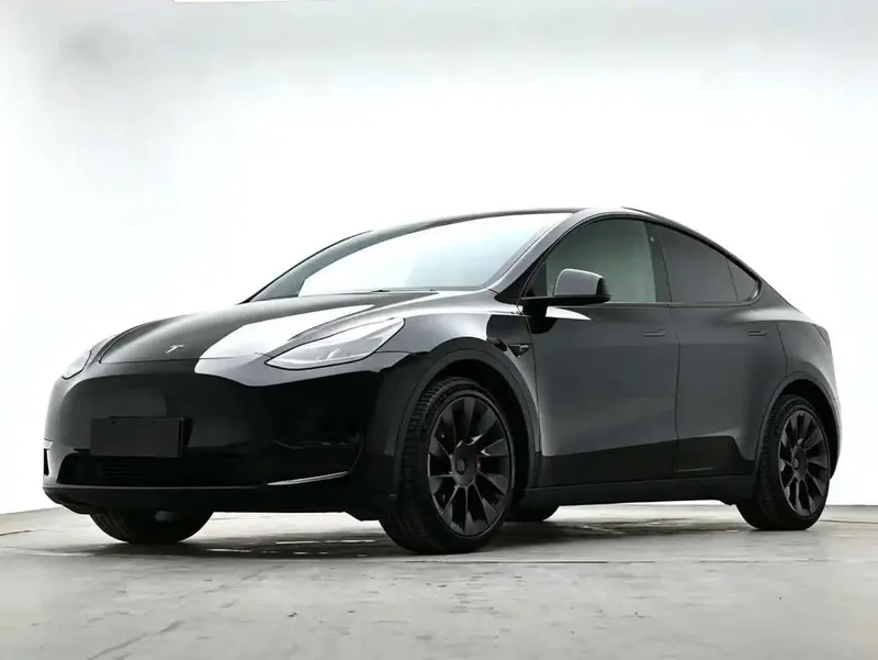 Tesla Model Y, 2022
