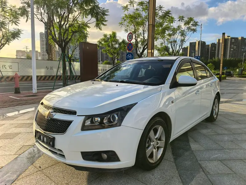 Chevrolet Cruze, 2010