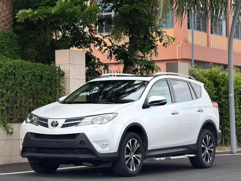 Toyota RAV4, 2013