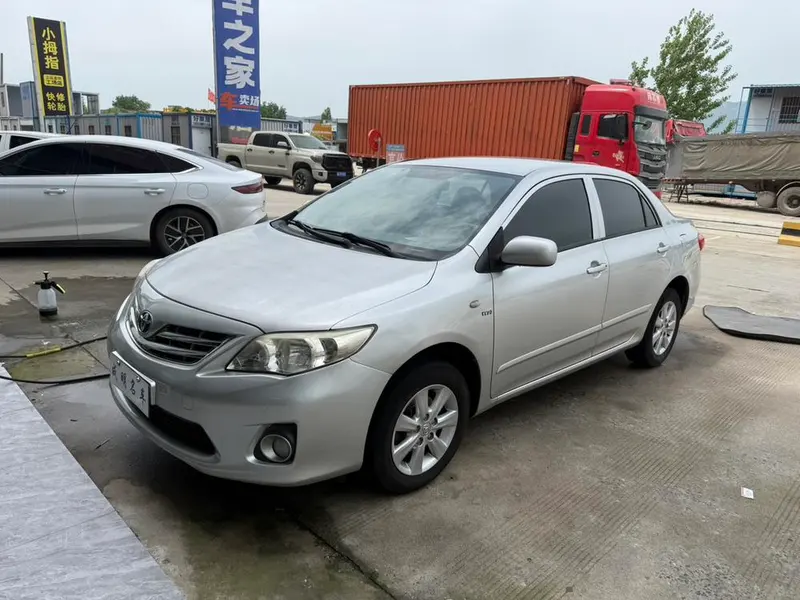 Toyota Corolla, 2011