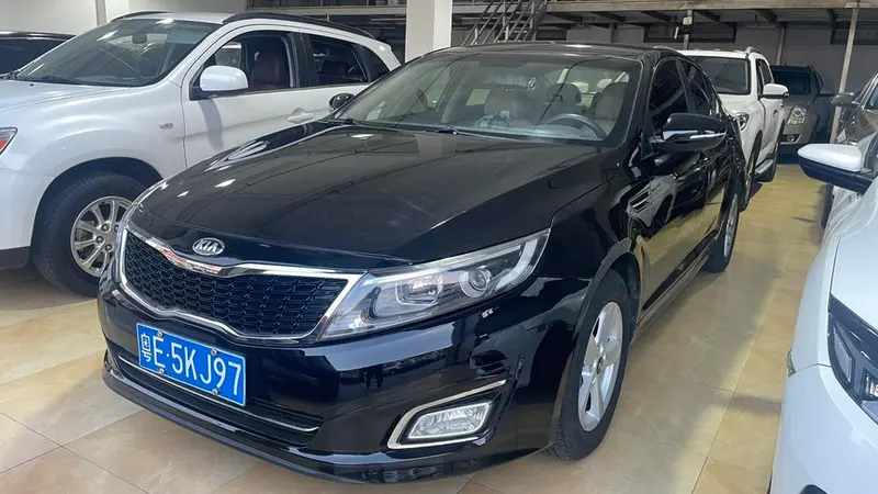 Kia K5, 2015