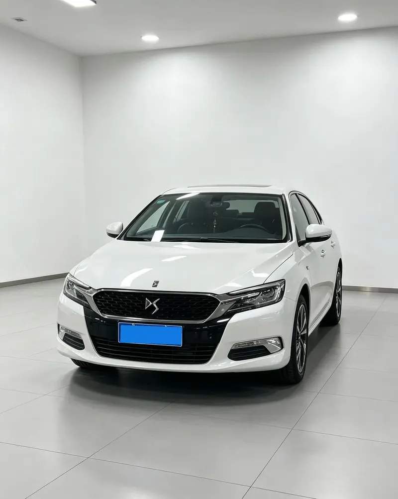 DS 5LS, 2015