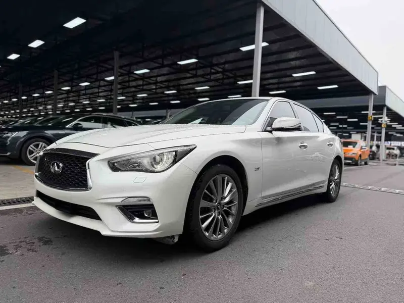 Infiniti Q50L, 2018